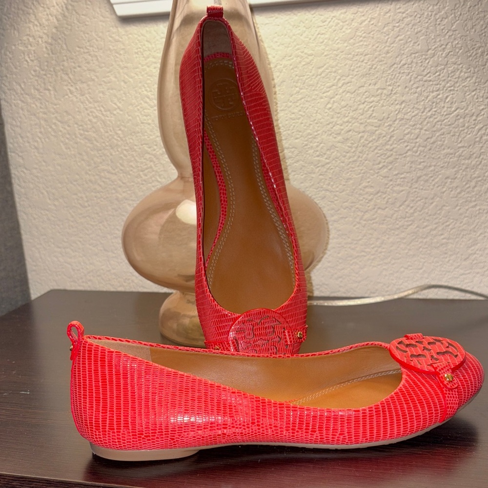 Tory Burch Red Textured Leather Minnie Travel Ballet Flats